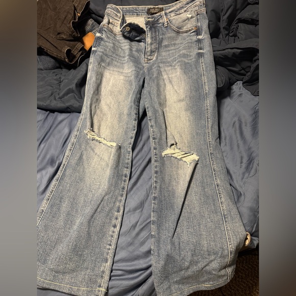 Size 13 Judy blue jeans - Picture 1 of 2